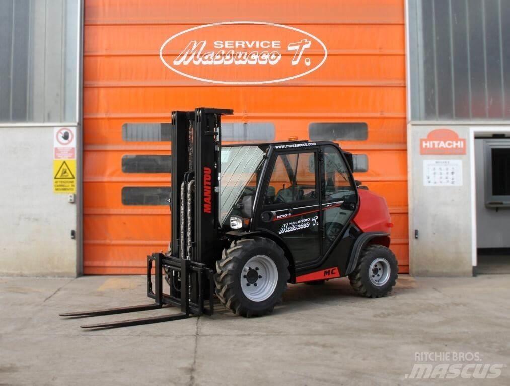Manitou MC30-4 DK 4X4 험지용 트럭