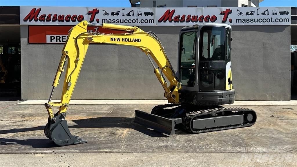 New Holland E 35.2 C 소형 굴삭기 7톤 미만