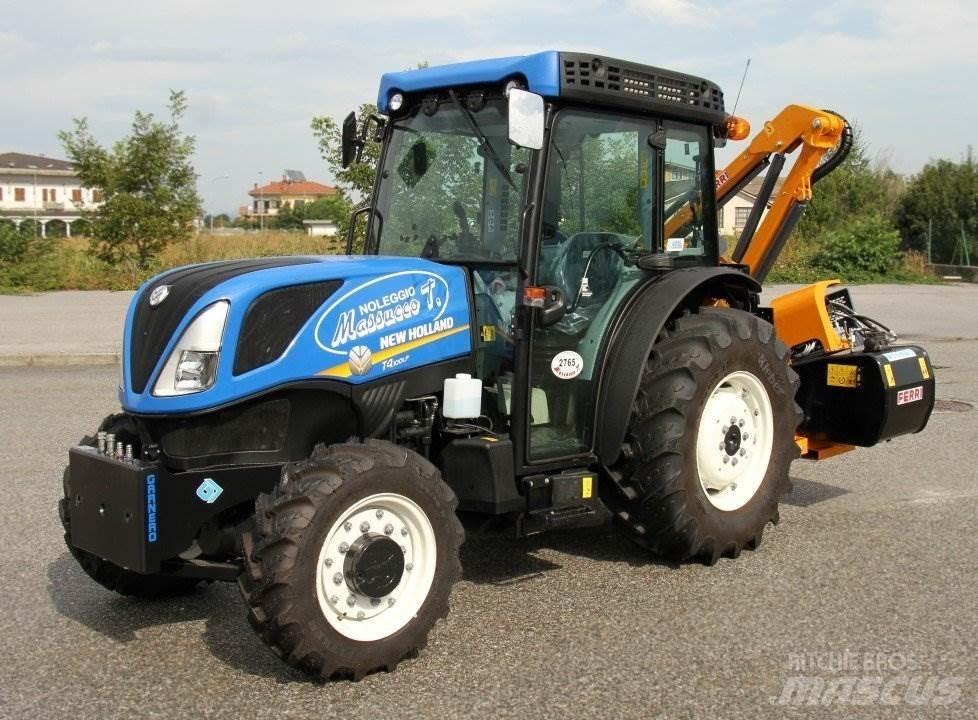 New Holland T4.100LP 제설 블레이드 및 제설기