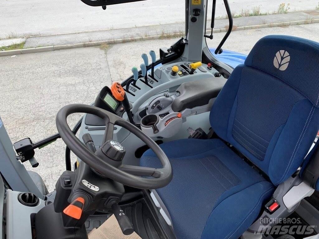 New Holland T7.190 제설 블레이드 및 제설기