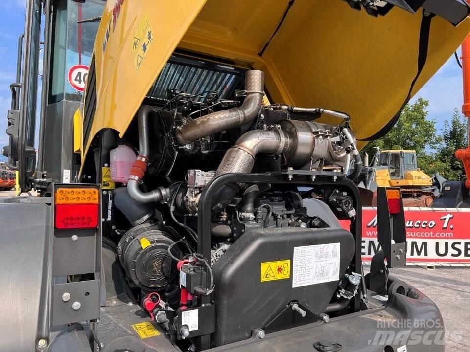 New Holland W110D  휠로우더
