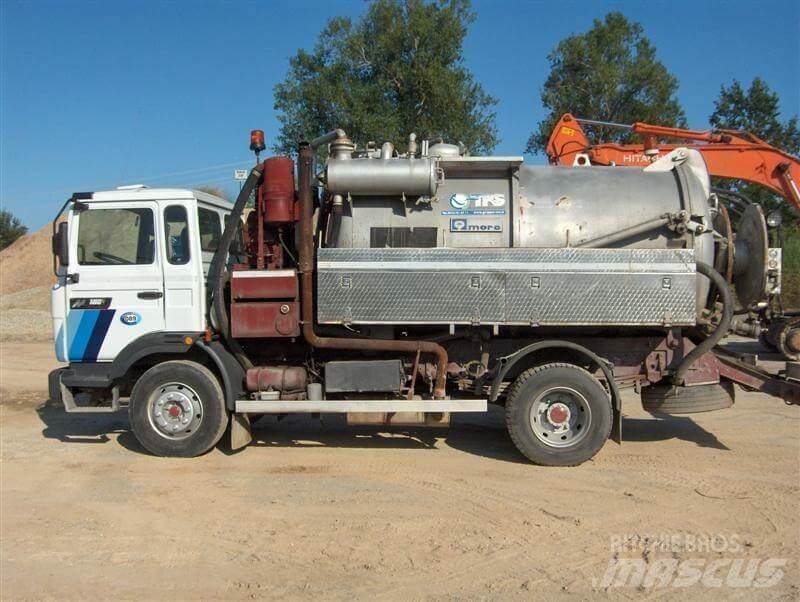 Renault VI-40ACJ3 콤비/진공 트럭