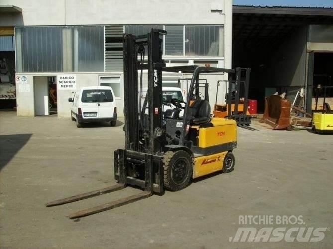TCM VM400 FB30 전동 지게차