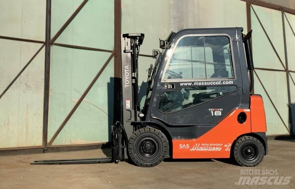 Toyota 02-8FDF18 디젤 지게차