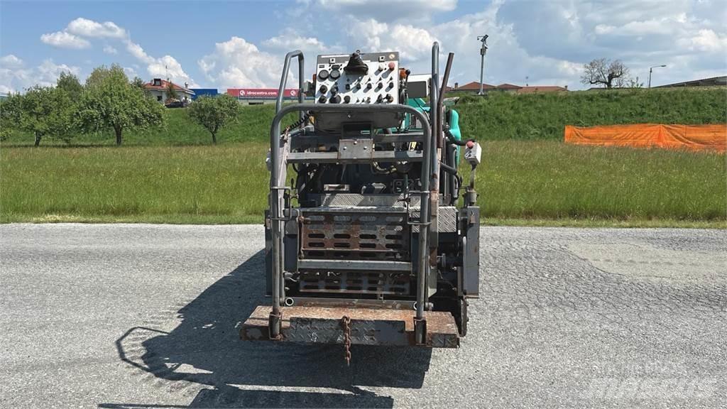 Vögele Super 800 아스팔트 포장장비