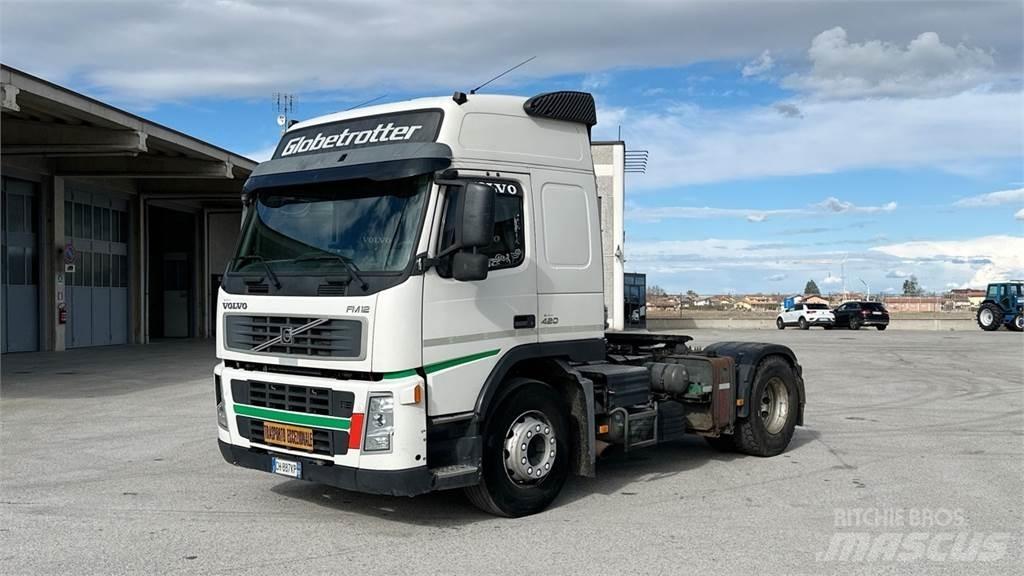 Volvo FM 9 4x2 기타 트럭