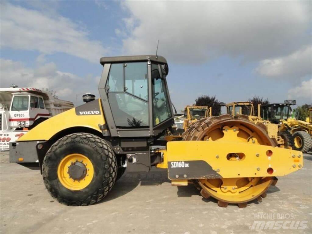 Volvo SD160-DX 토양 다짐기