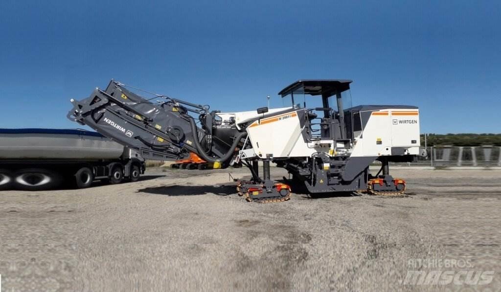 Wirtgen W200Fi 아스팔트 콜드 밀링 기계
