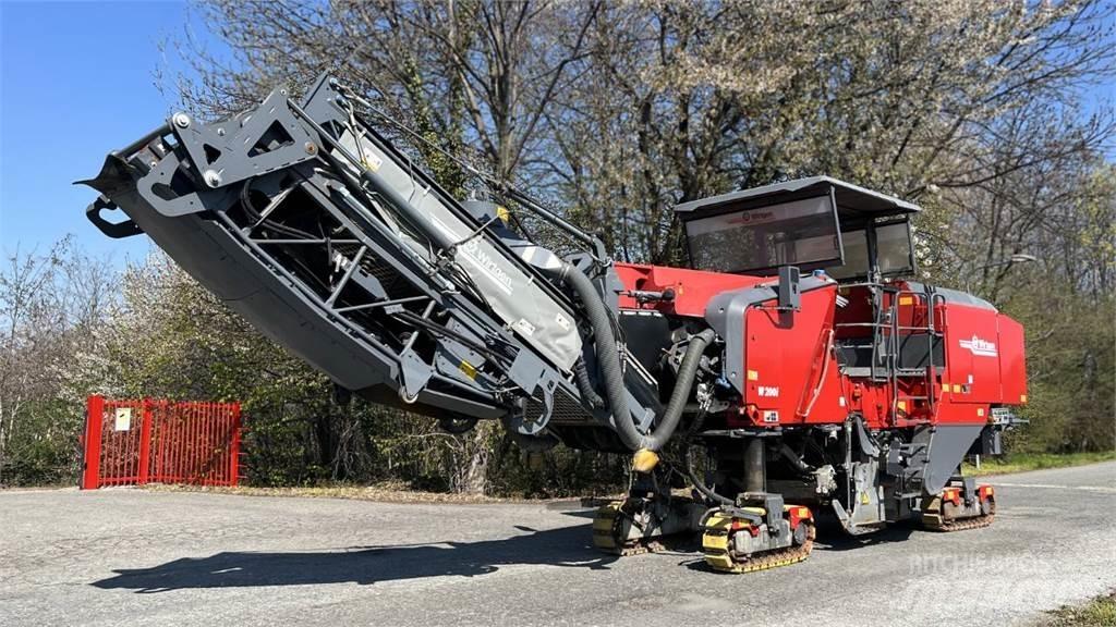 Wirtgen W200i 아스팔트 콜드 밀링 기계