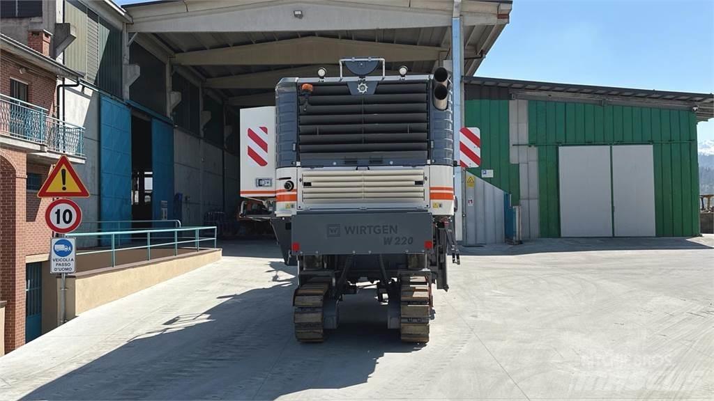 Wirtgen W220 아스팔트 콜드 밀링 기계