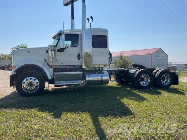 International HX 트랙터 유닛