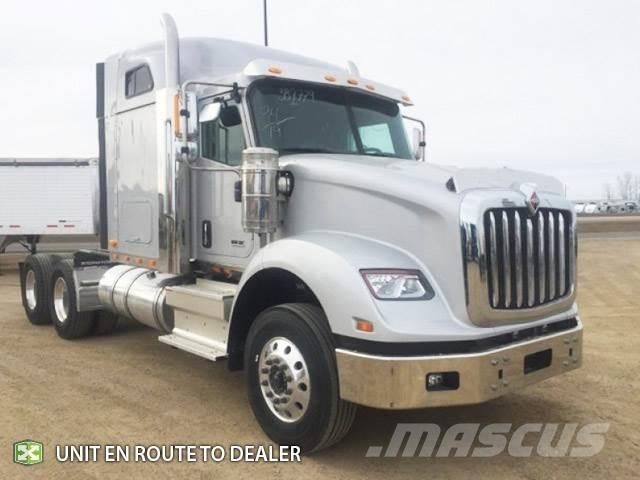 International HX 트랙터 유닛