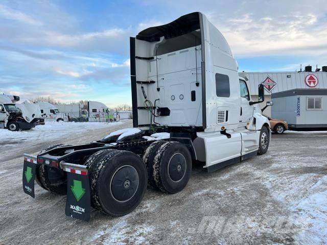 International LT 트랙터 유닛