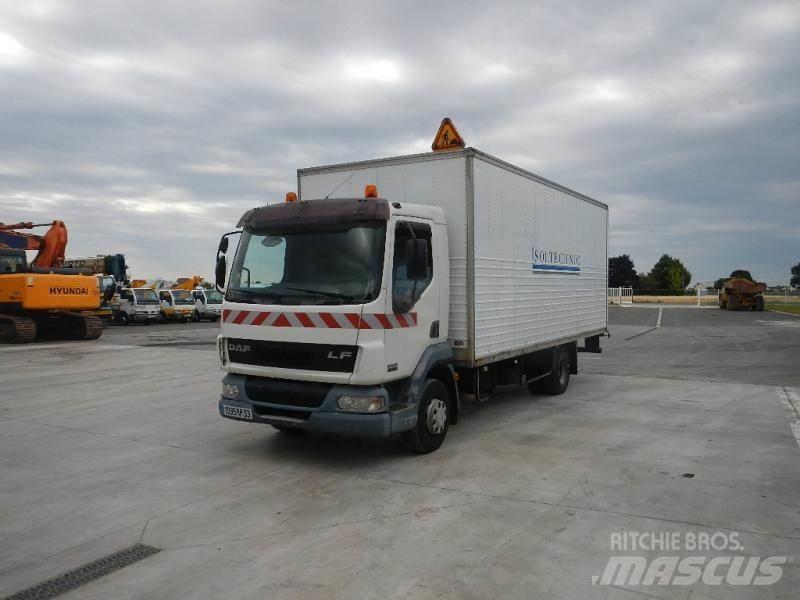 DAF LF 45 탑차 트럭
