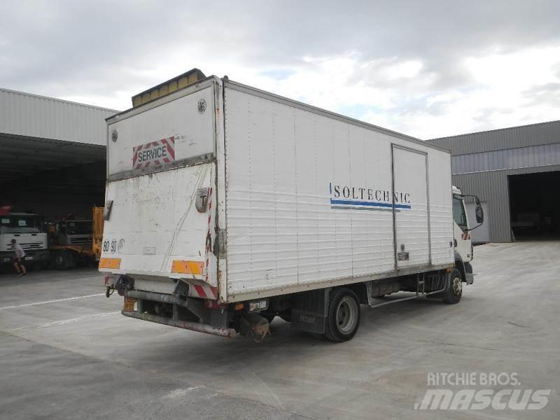 DAF LF 45 탑차 트럭