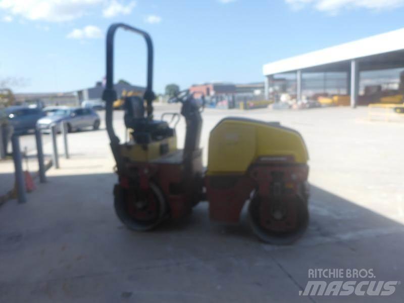 Dynapac CC1200 토양 다짐기