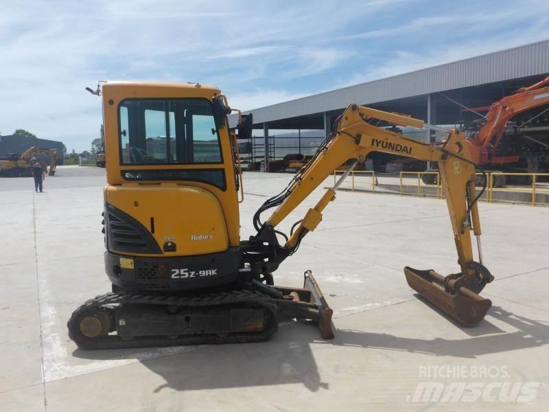 Hyundai R25Z-9A 소형 굴삭기 7톤 미만