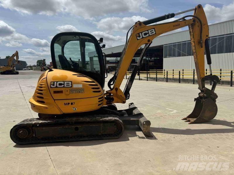 JCB 8065 소형 굴삭기 7톤 미만