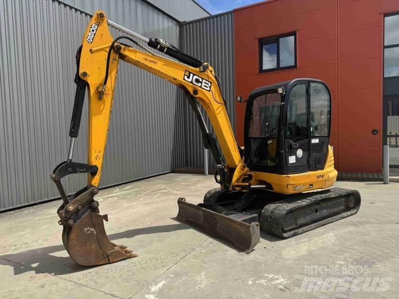 JCB 8065 소형 굴삭기 7톤 미만
