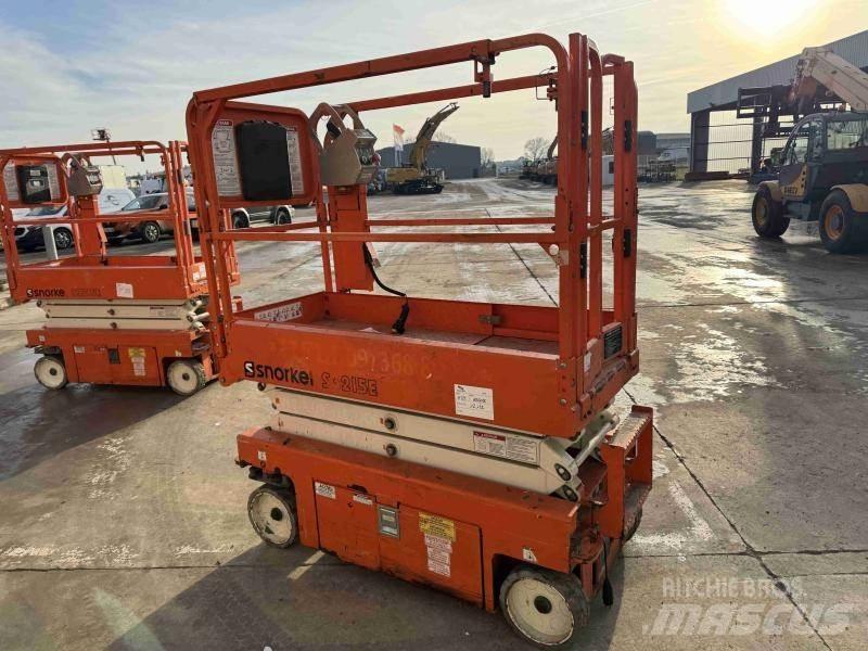 Snorkel S3215E 관절형 전동이동 리프트