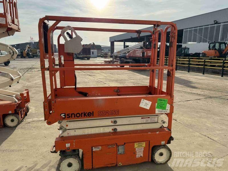 Snorkel S3215E 관절형 전동이동 리프트