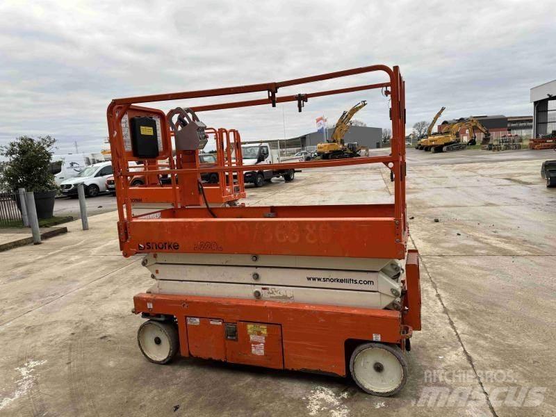 Snorkel S3220E 관절형 전동이동 리프트