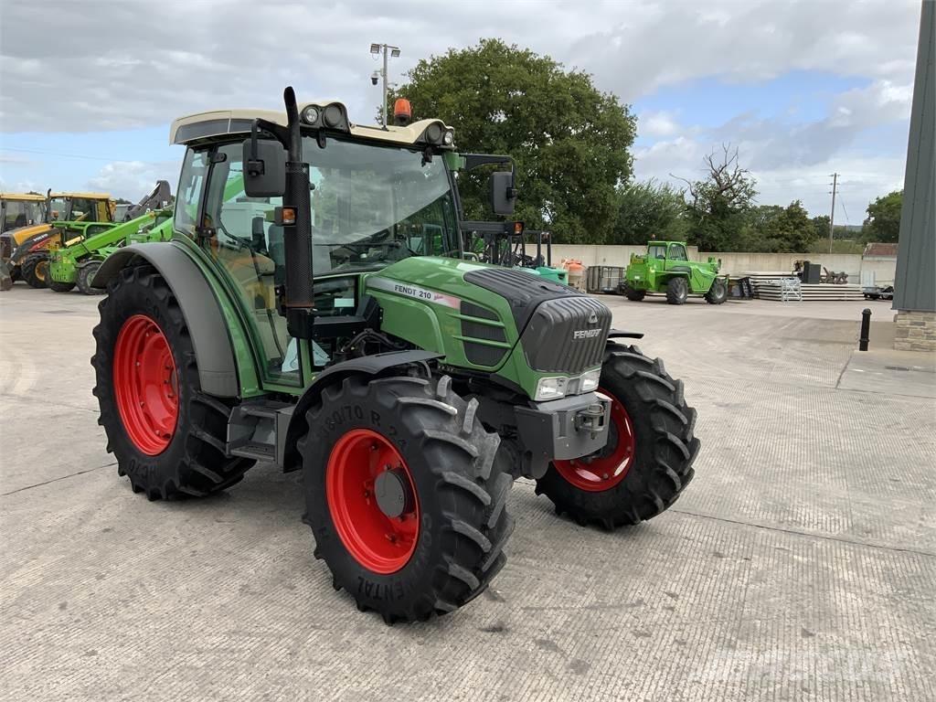 Fendt 210 (ST23989) 농기계 - 기타