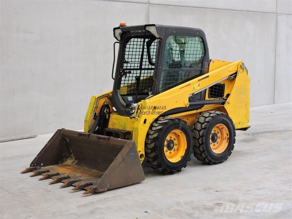 Bobcat S450  휠로우더