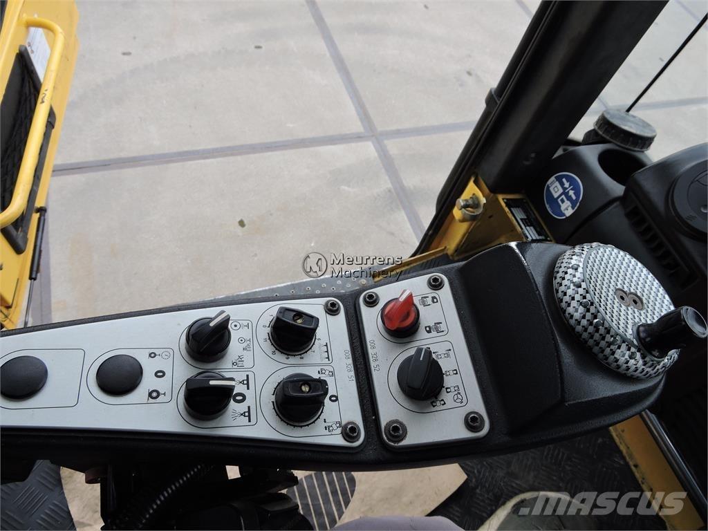 Bomag BW154 기타 롤러