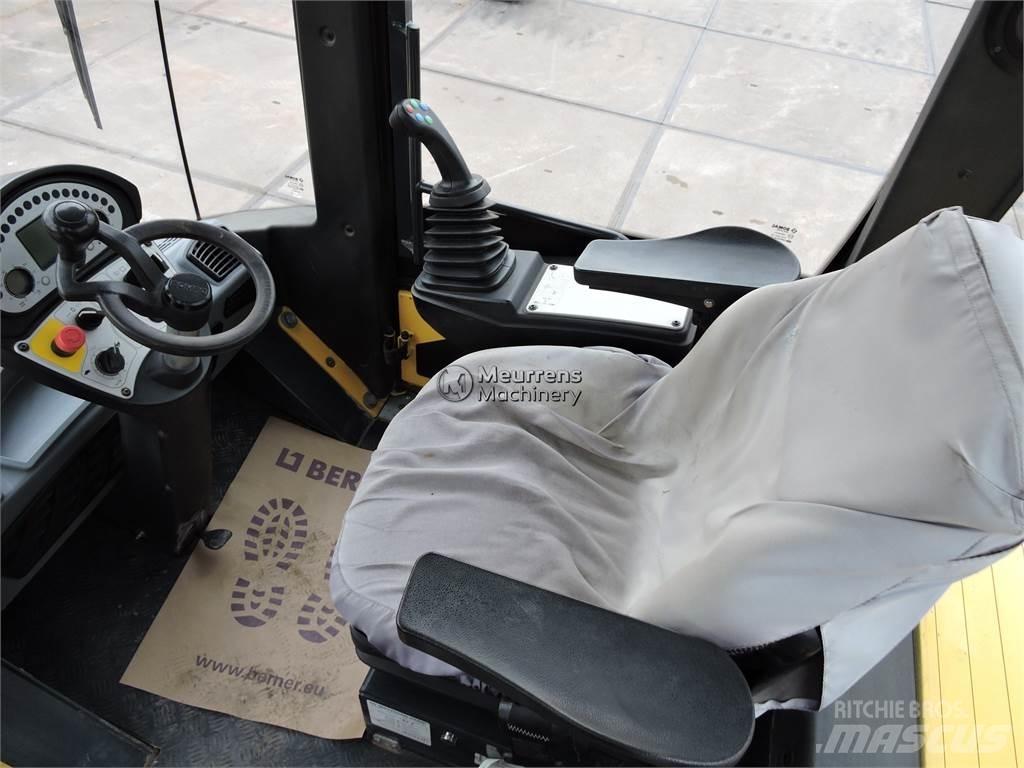 Bomag BW177 기타 롤러