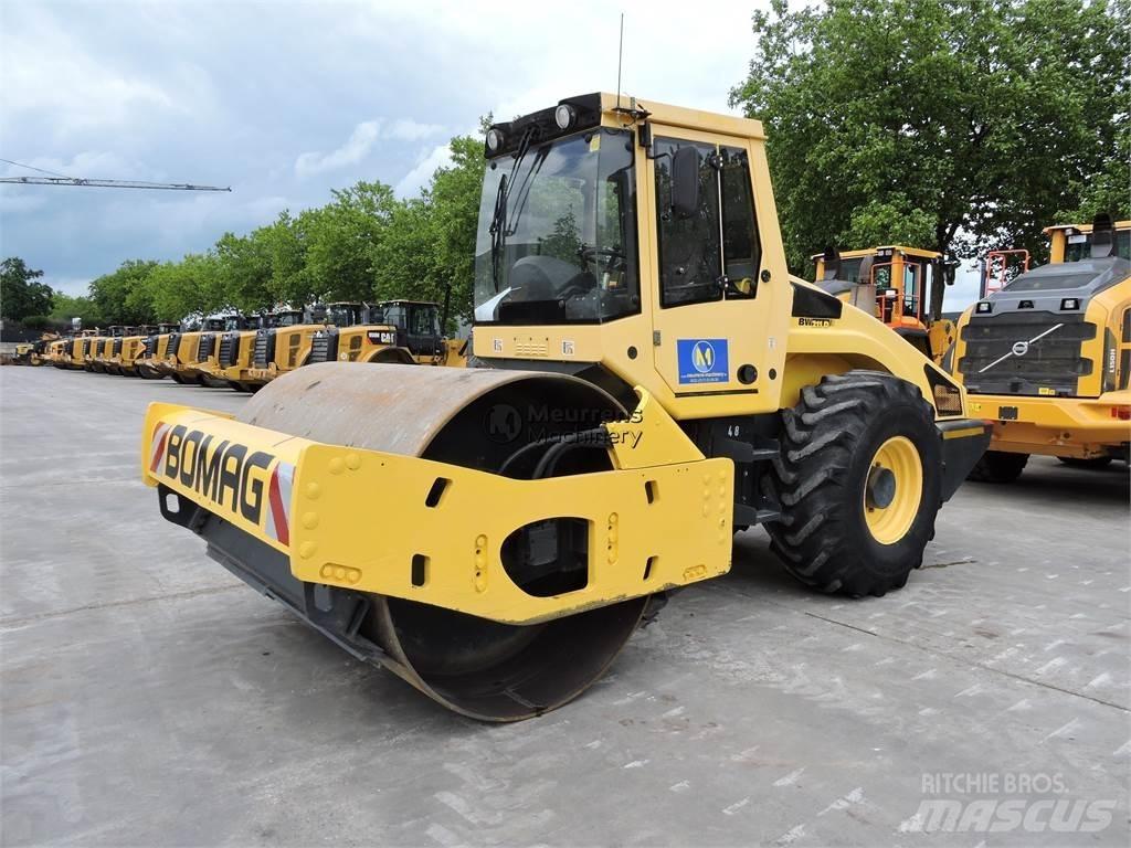 Bomag BW211D-4 GERMAN 기타 롤러