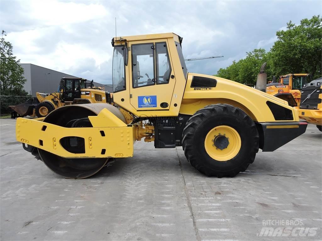 Bomag BW211D-4 GERMAN 기타 롤러