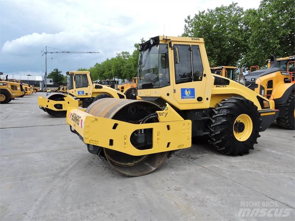 Bomag BW211D-4 GERMAN 기타 롤러