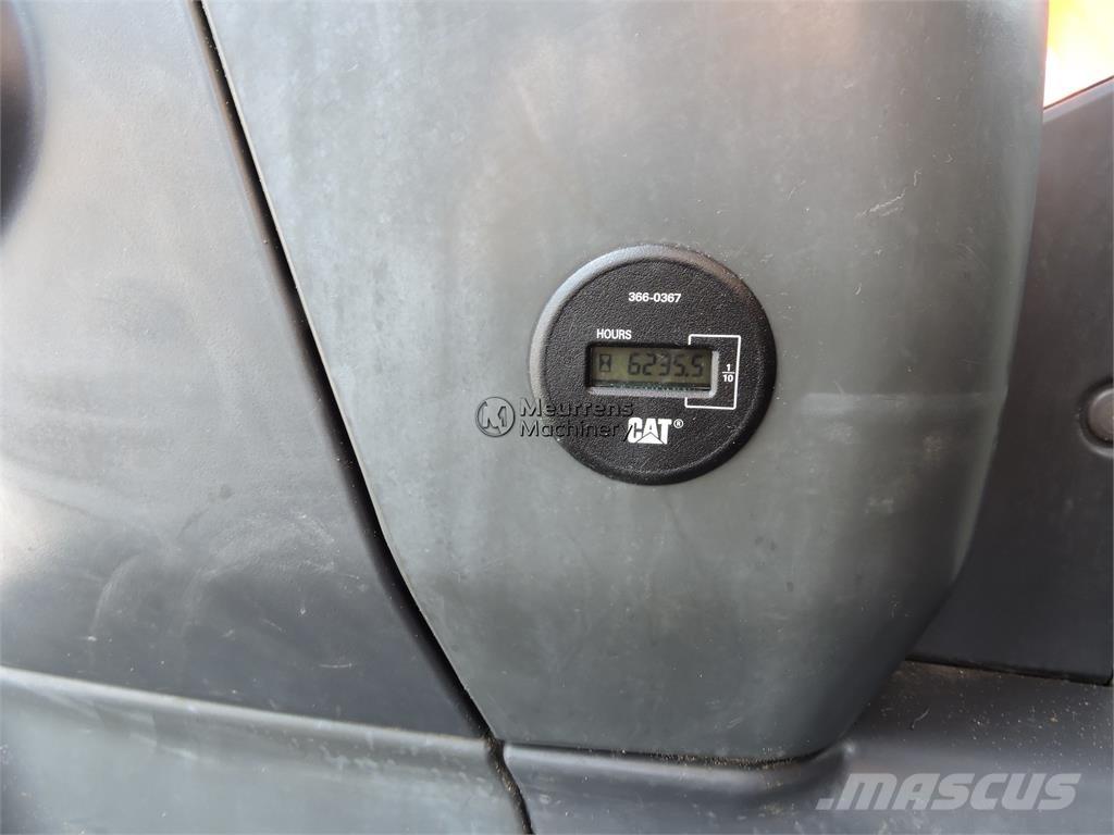 CAT 313GC 대형 굴삭기 29톤 이상