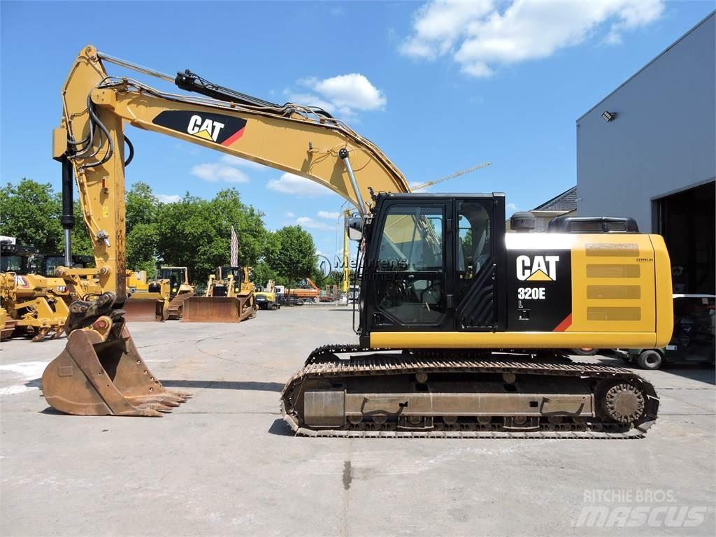 CAT 320EL 대형 굴삭기 29톤 이상