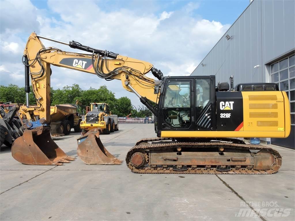 CAT 326F 대형 굴삭기 29톤 이상