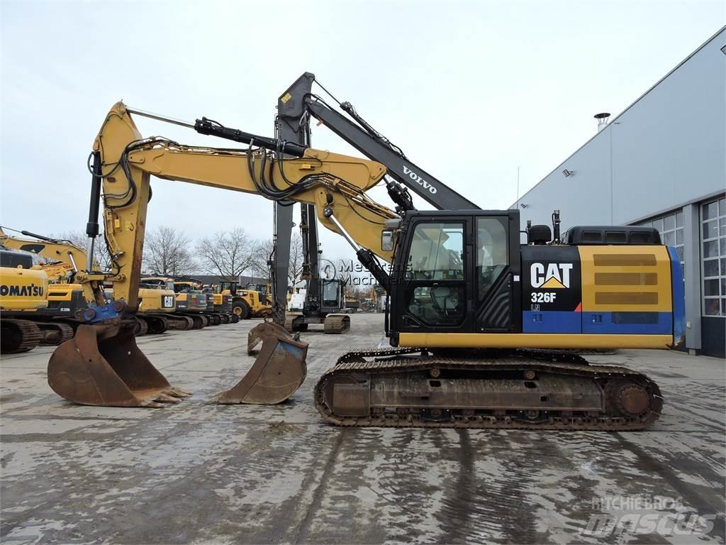 CAT 326F 대형 굴삭기 29톤 이상