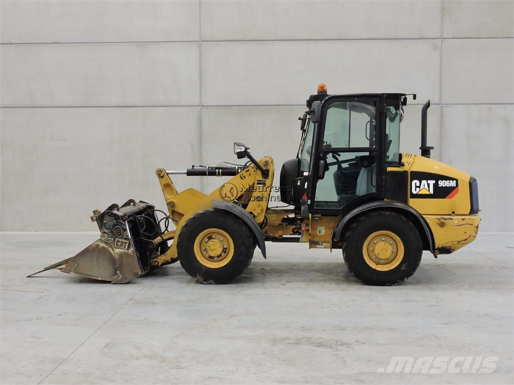 CAT 906  휠로우더
