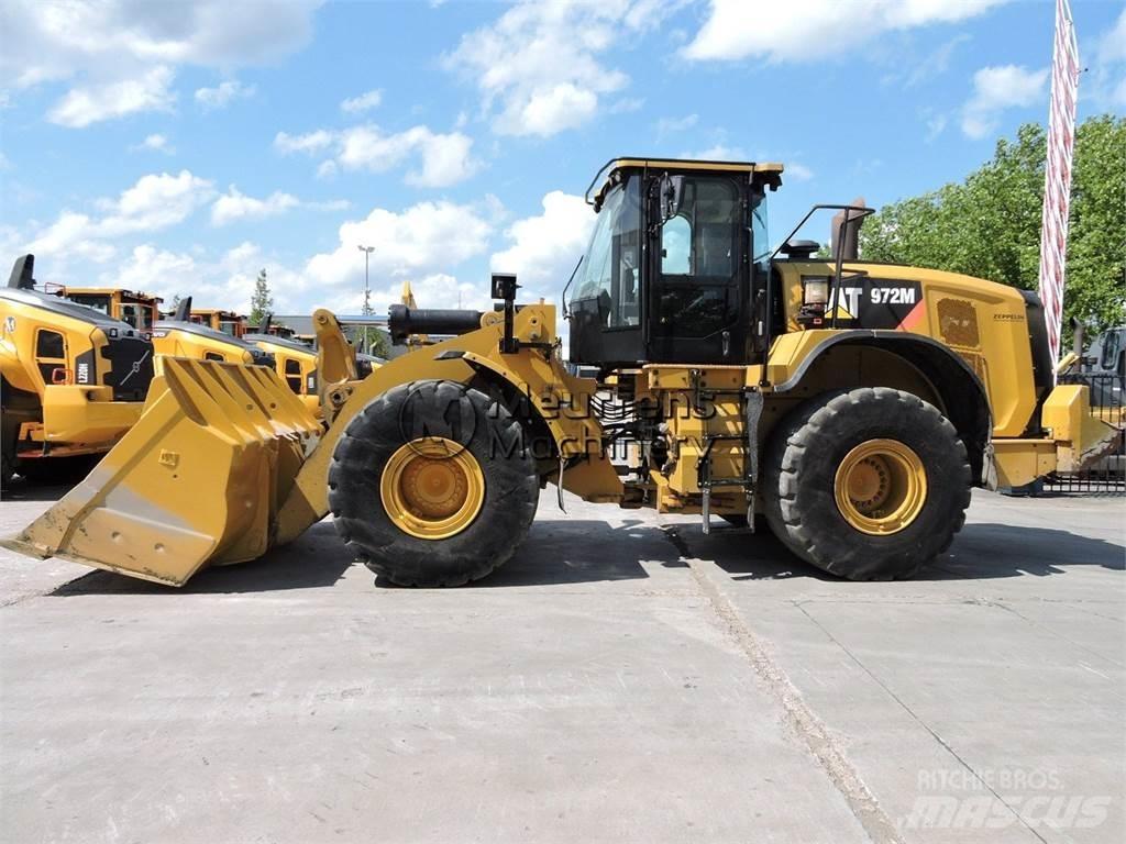 CAT 972M  휠로우더