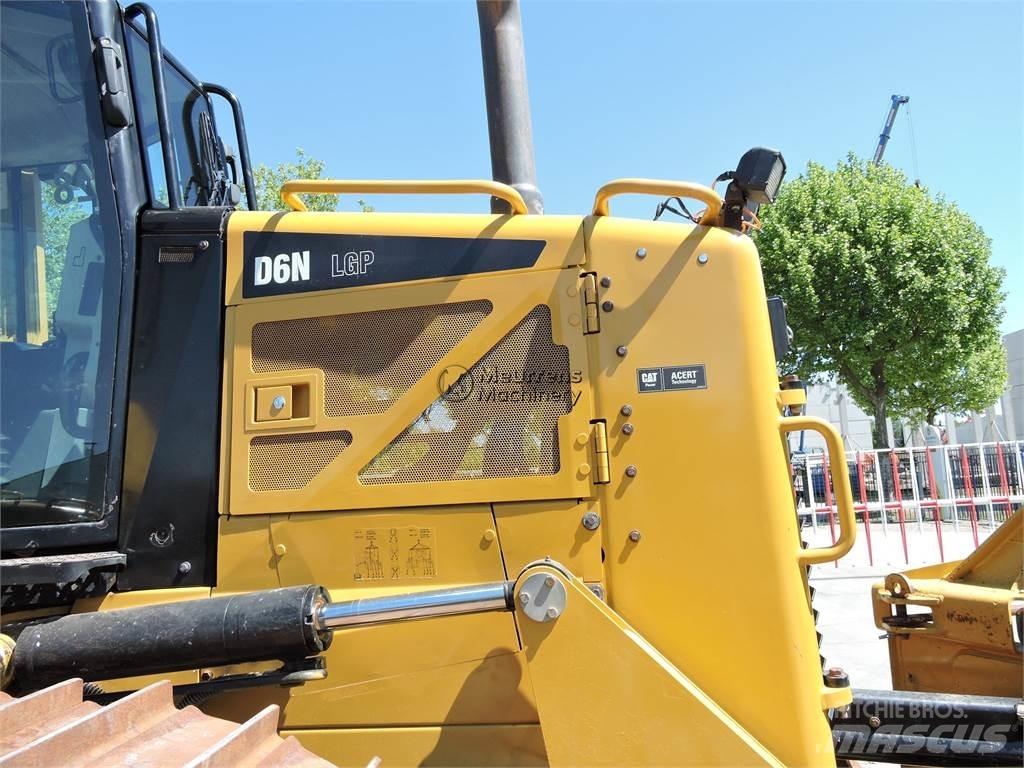 CAT D6NLGP GERMAN 도저