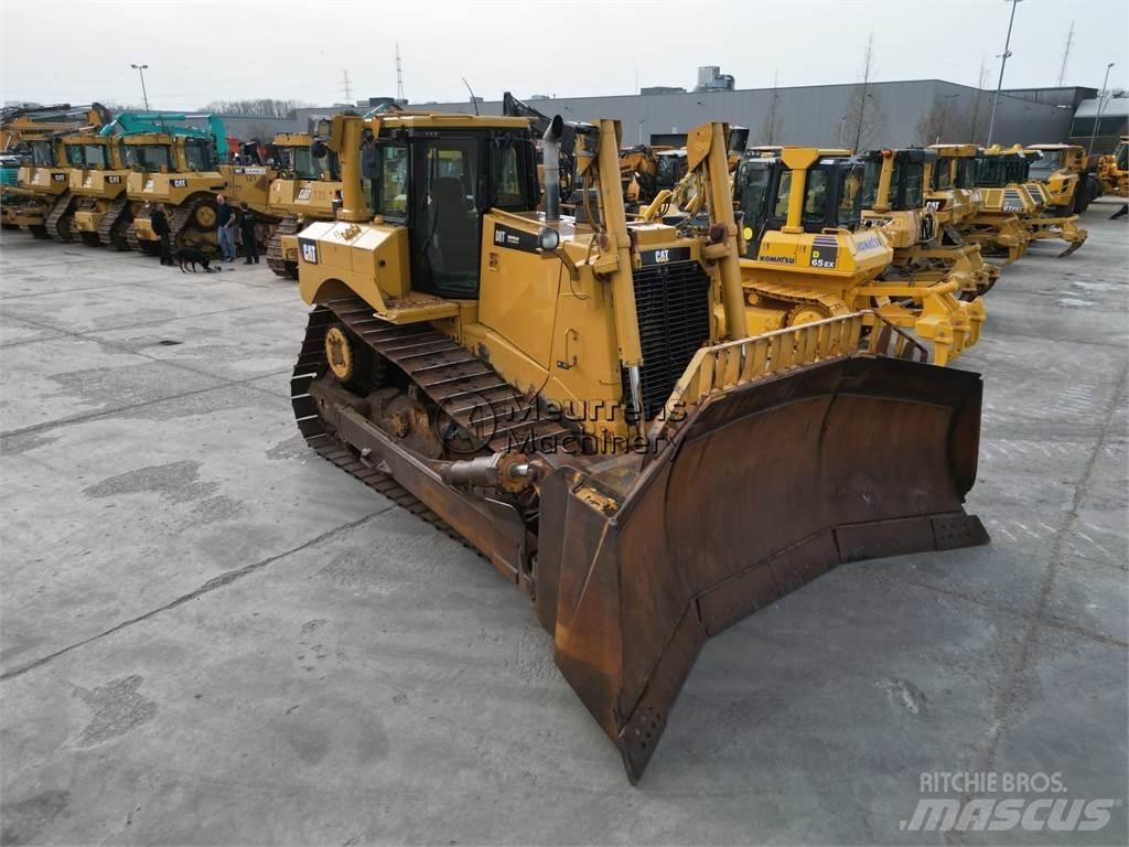 CAT D8T 도저