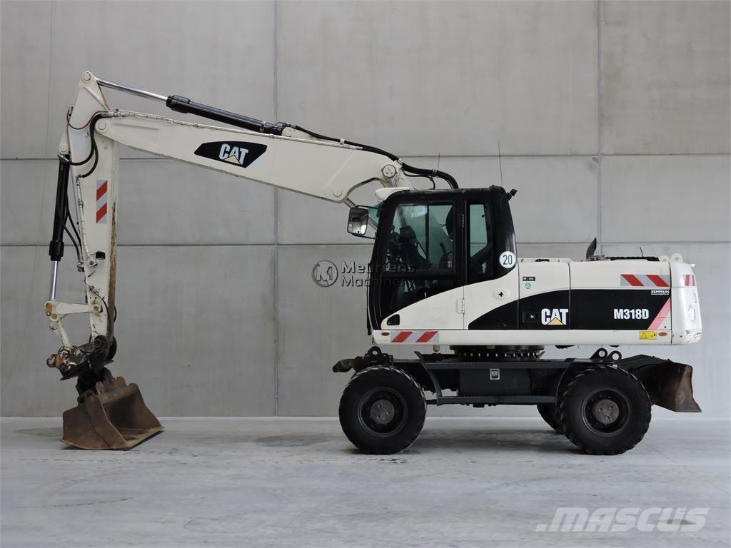 CAT M318D  휠 굴삭기