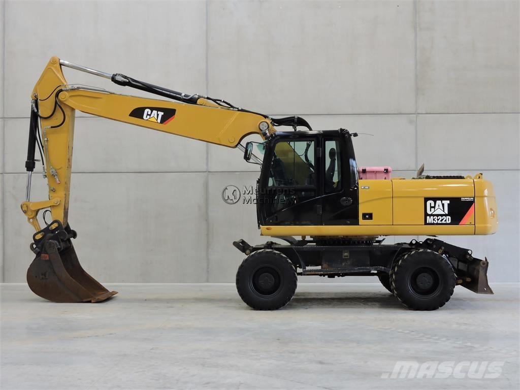 CAT M322D  휠 굴삭기