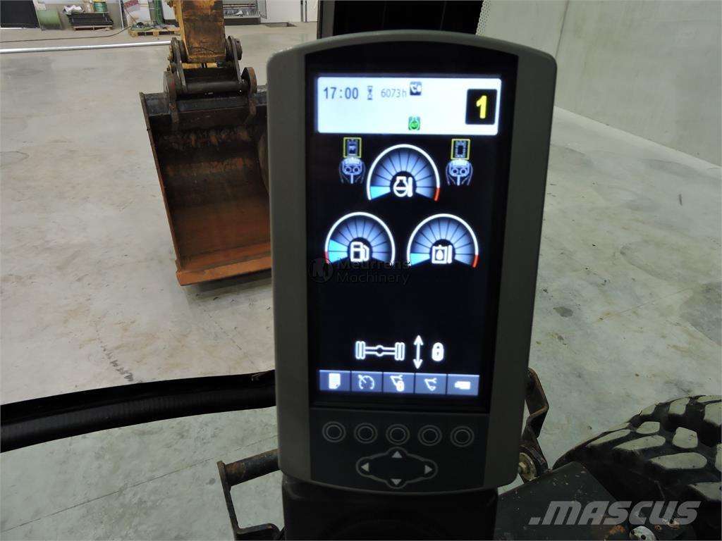 CAT M322D  휠 굴삭기