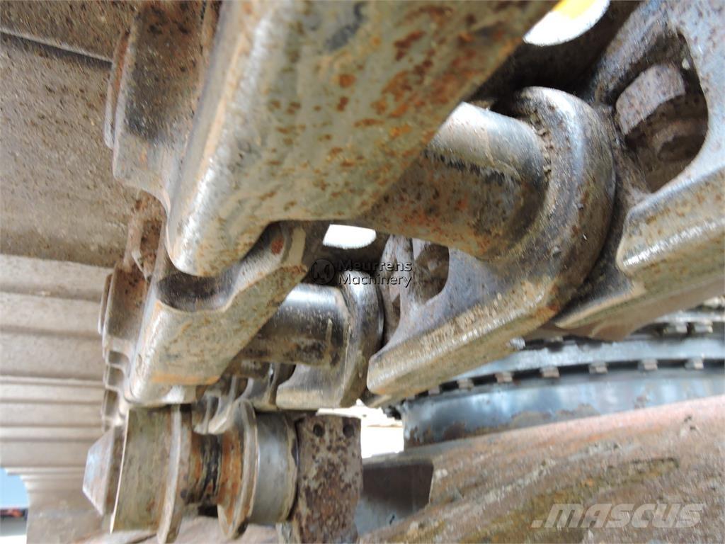Komatsu PC180LX-7 대형 굴삭기 29톤 이상