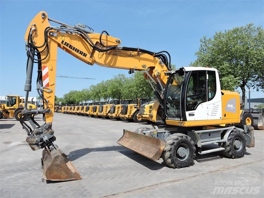Liebherr A918  휠 굴삭기