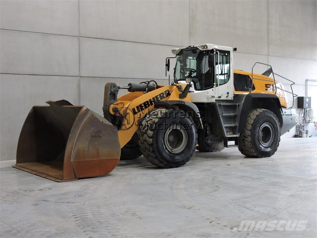 Liebherr L580 X Power  휠로우더