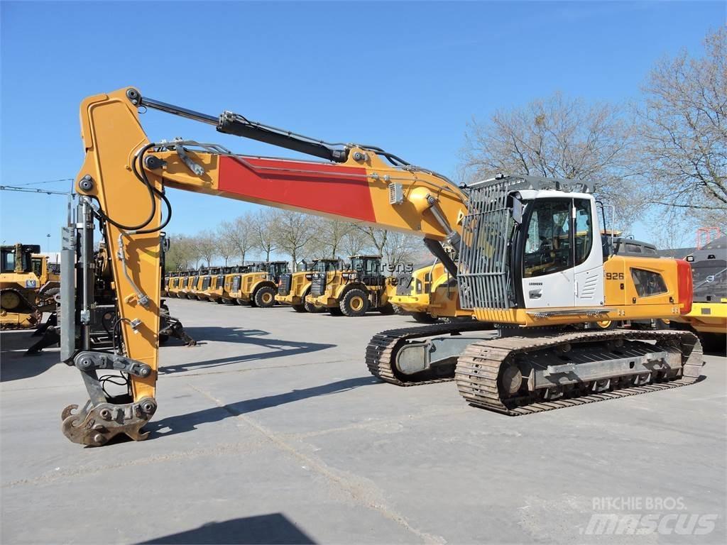 Liebherr R926LC 대형 굴삭기 29톤 이상