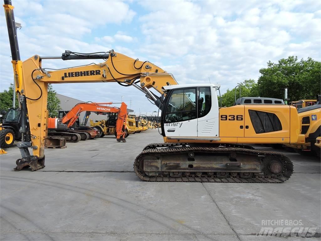 Liebherr R936LC 대형 굴삭기 29톤 이상