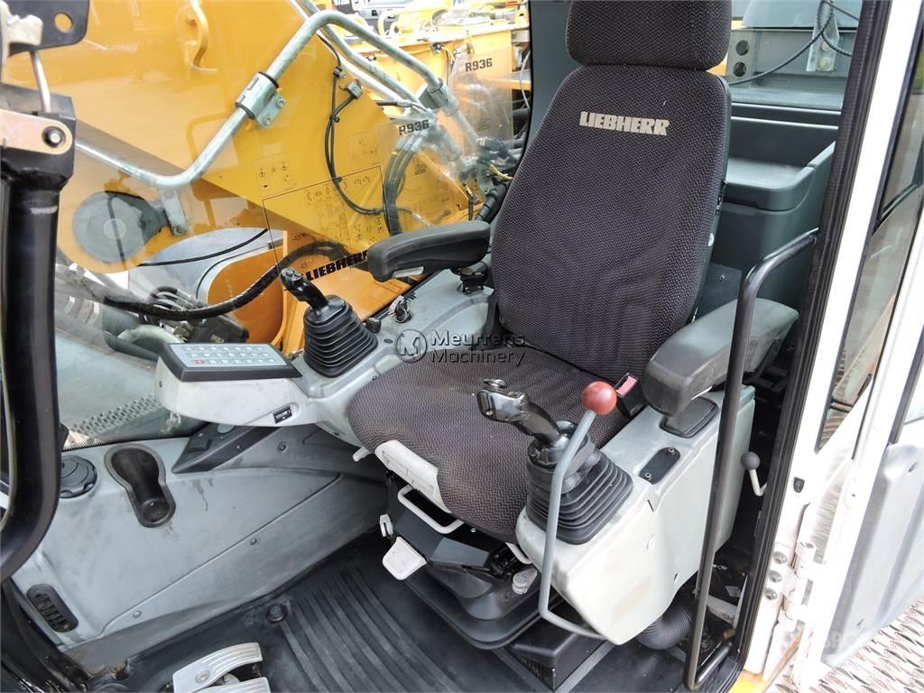 Liebherr R936LC 대형 굴삭기 29톤 이상